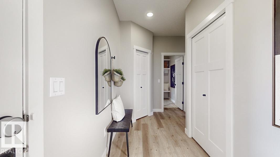 Additional image 2 of 20707 40 Avenue NW, Edmonton, AB, T6M3G1