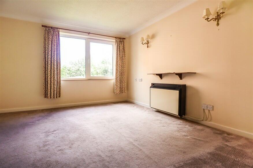 Additional image 2 of Roundwood Lane, Harpenden, AL5