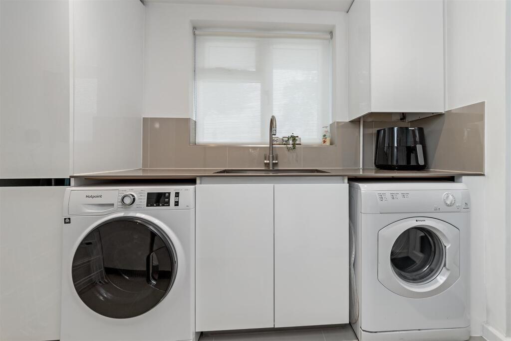 Additional image 8 of Ash Grove, Wheathampstead, St. Albans