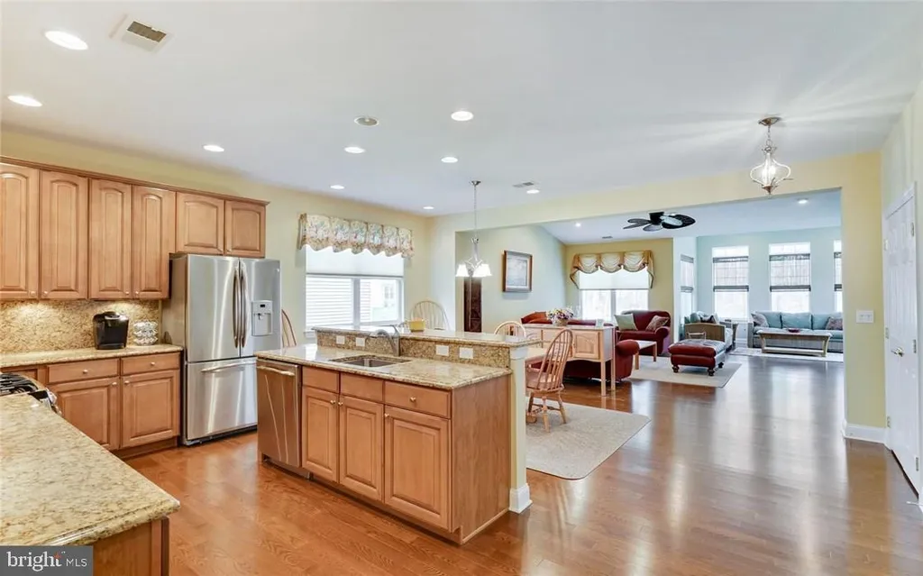239 Newport Way, Tuckerton, NJ 08087