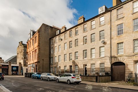 7 3F1 Academy Street, Edinburgh EH6
