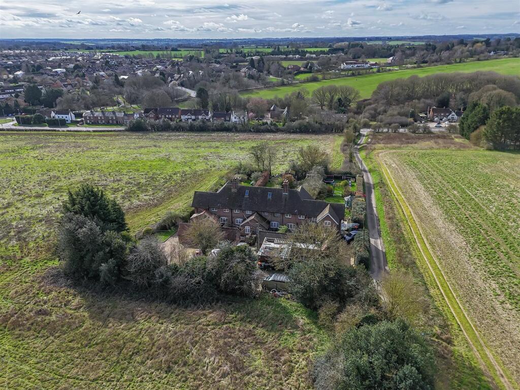 Luton Road, Harpenden