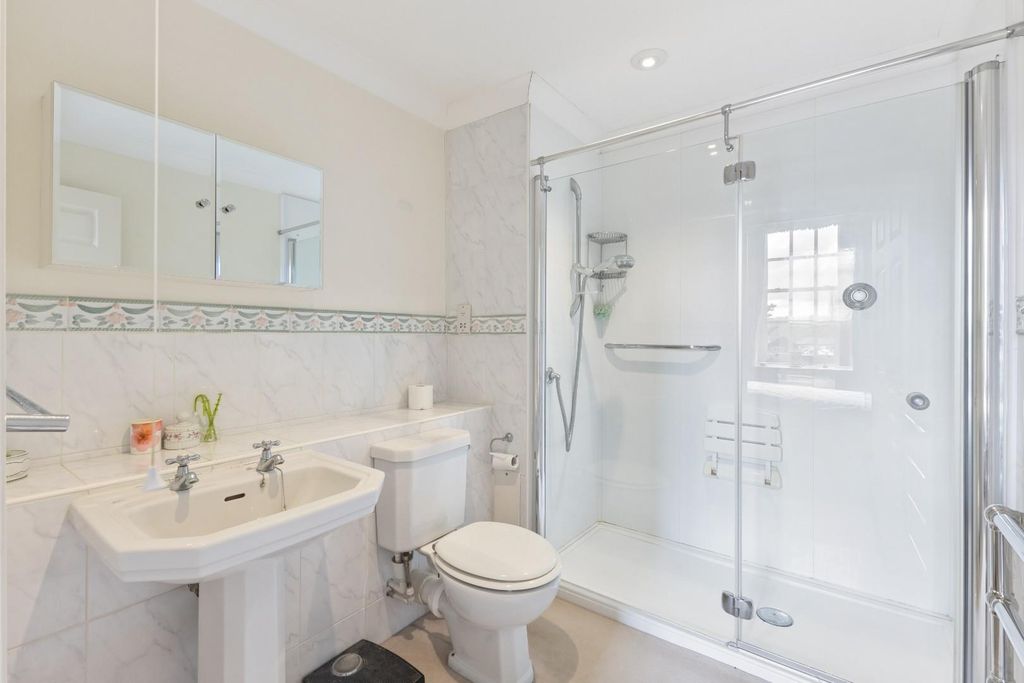 Additional image 14 of 2 bed flat for saleCrane Bridge Road, Salisbury SP2