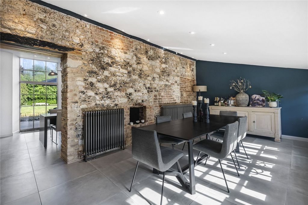 Additional image 17 of 6 bed detached house for saleHigh Street, Hurley, Berkshire SL6