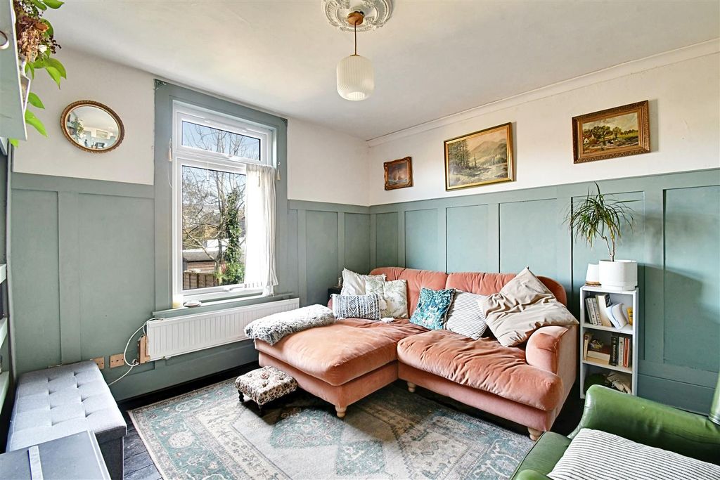 Additional image 6 of 2 bed end terrace house for saleMead Lane, Hertford SG13