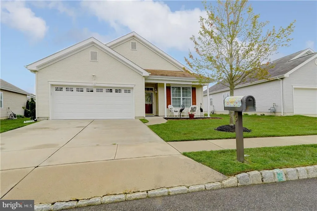 5 Daisy Lane, Tuckerton, NJ 08087