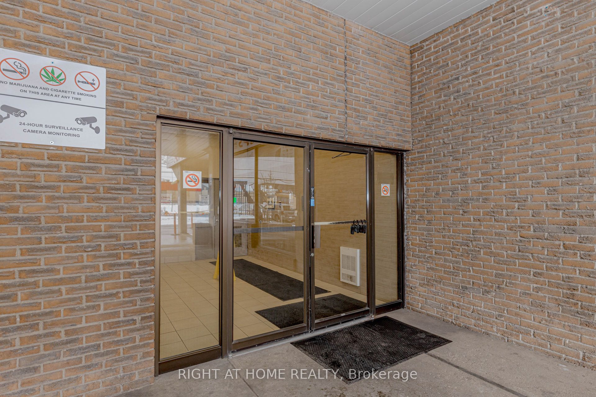 3-40 Rexdale Boulevard, Toronto, ON, M9W 5Z3 photo 4