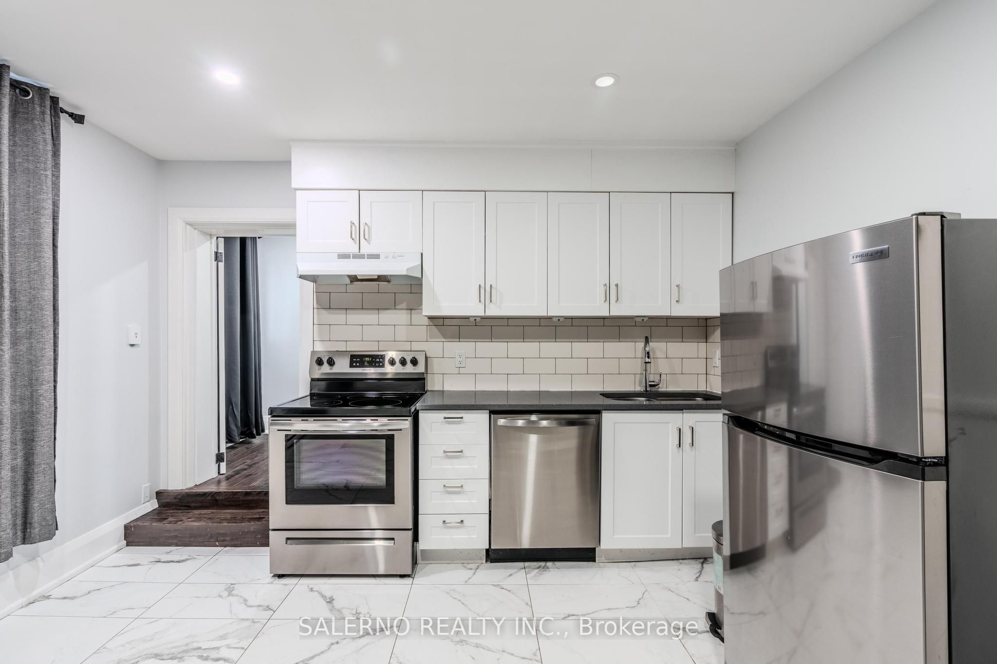 Additional image 5 of Main-756 Dundas Street W, Toronto, ON, M6J 1T8