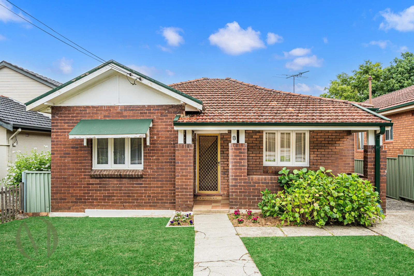 8 Cressy Road, Ryde NSW 2112