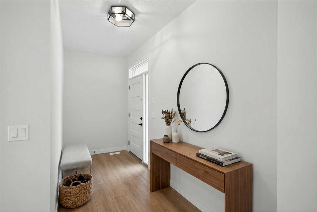 Additional image 3 of 78 Silverton Glen Crescent SW, Calgary, AB, T2X 5C2