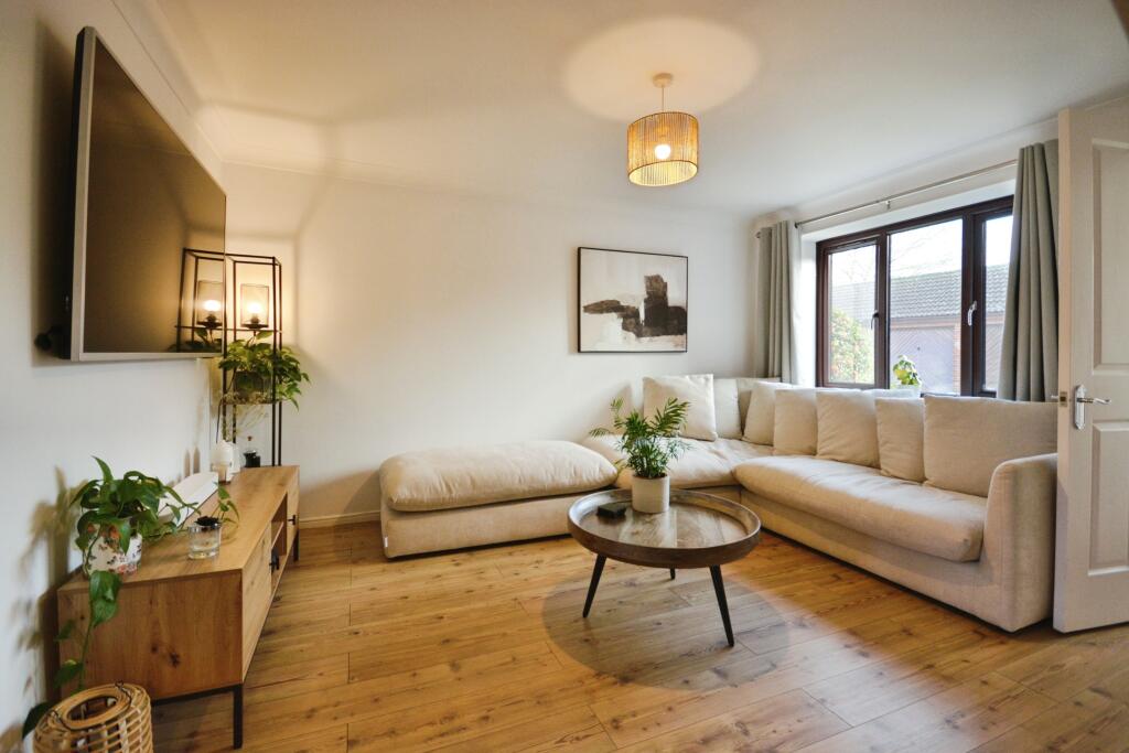 Additional image 4 of Duncan Close, Welwyn Garden City, AL7