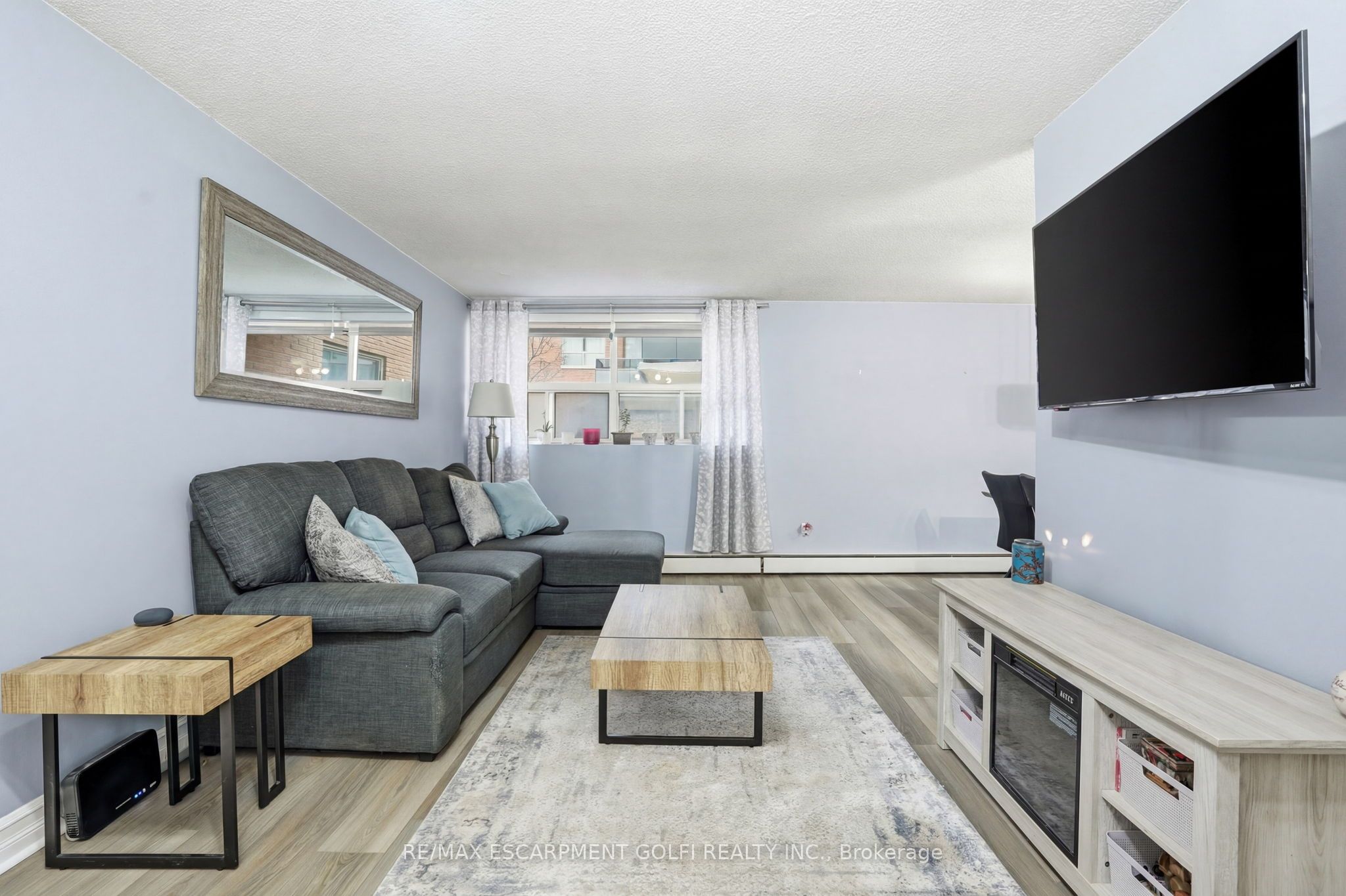 108-242 Oakdale Avenue, St. Catharines, ON, L2P 3K5 photo 2
