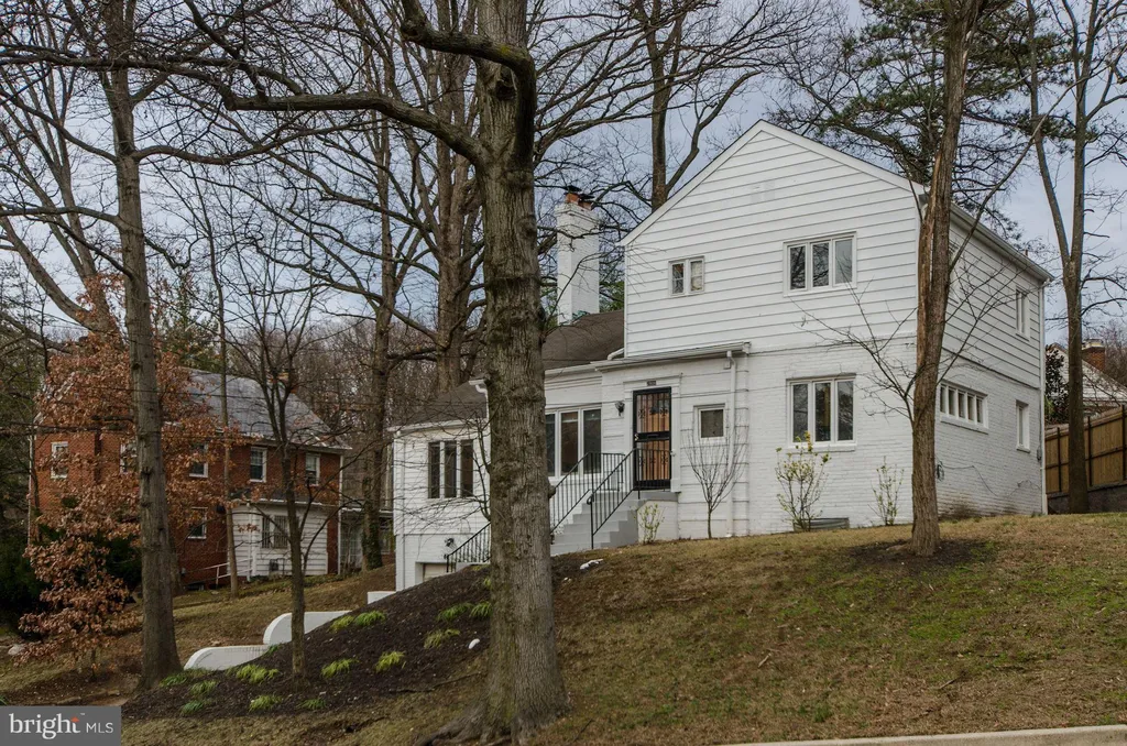 2806 Fort Baker Drive SE, Washington, DC 20020