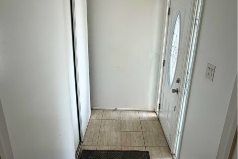 Additional image 8 of 166 Withrow Avenue, Ottawa, ON, K2G 3N8