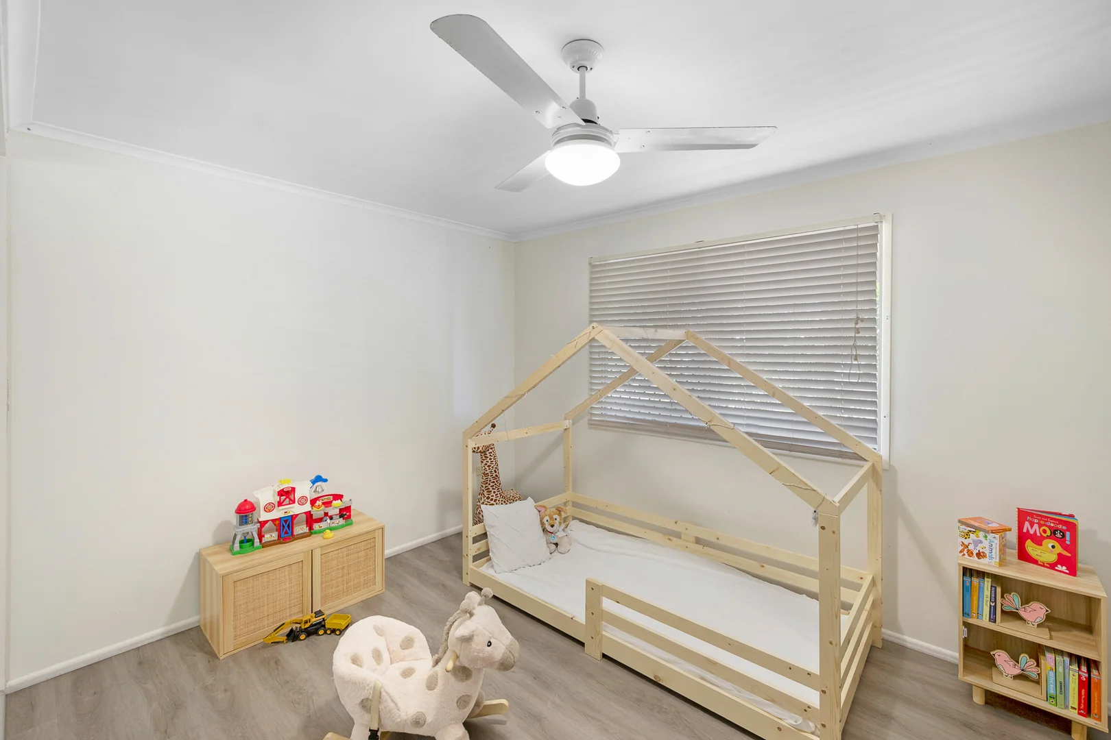 Additional image 9 of 28 Illawarra Drive, Kin Kora QLD 4680