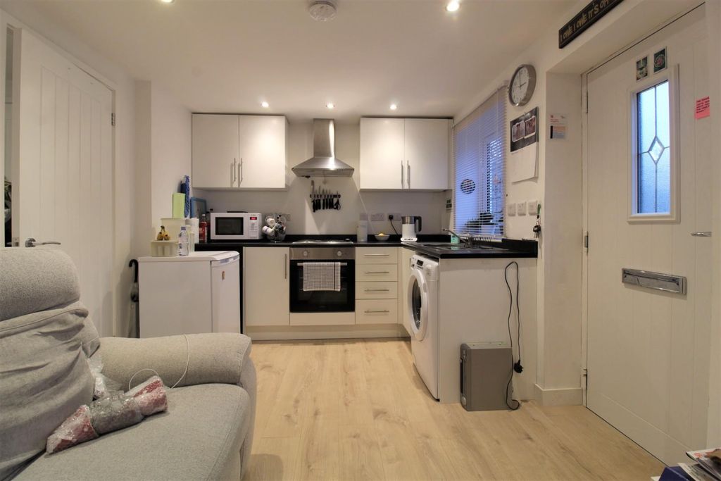 Additional image 2 of 4 bed detached house for saleEverton Road, Potton, Sandy SG19