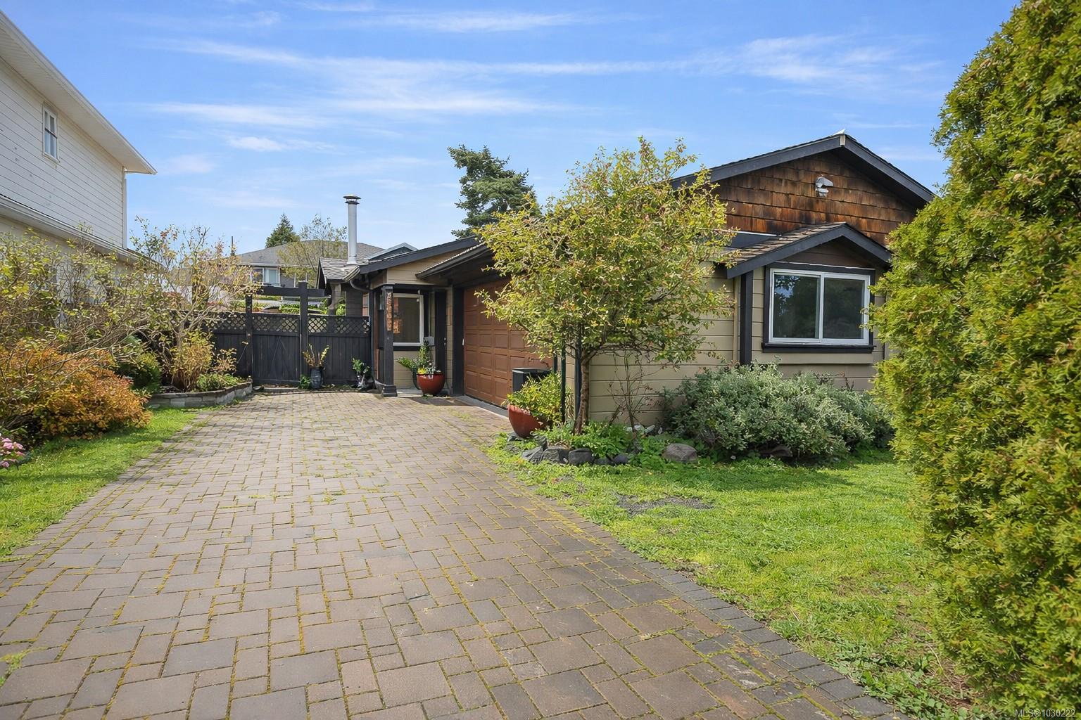 9960 Swiftsure Place, Sidney, BC, V8L 4E4