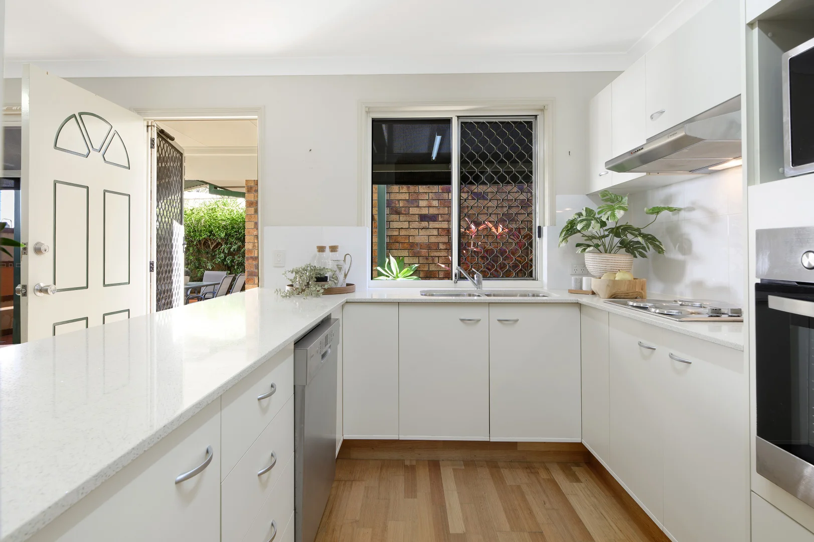 Additional image 4 of 1/36 Tawarri Crescent, Burleigh Heads QLD 4220