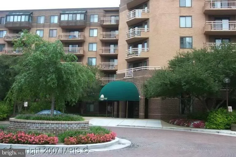 Additional image 2 of 2111 Wisconsin Avenue NW Unit 221, Washington, DC 20007