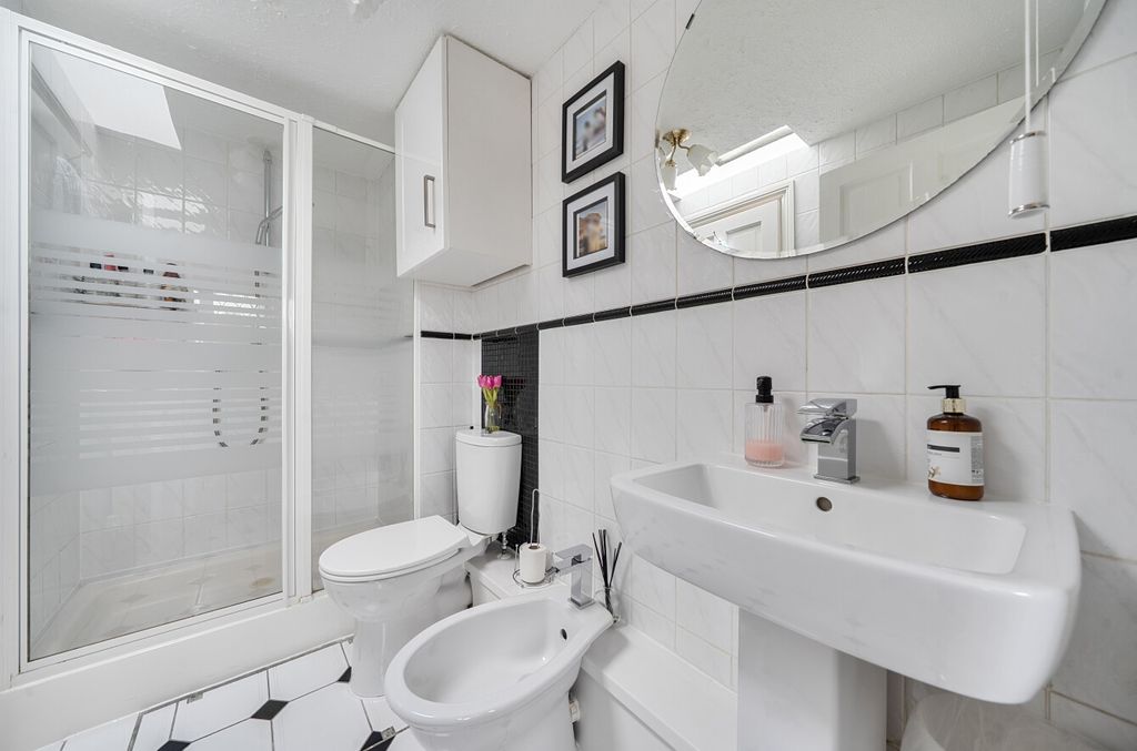 Additional image 13 of 4 bed semi-detached house for saleBinfield Road, Bracknell, Berkshire RG42