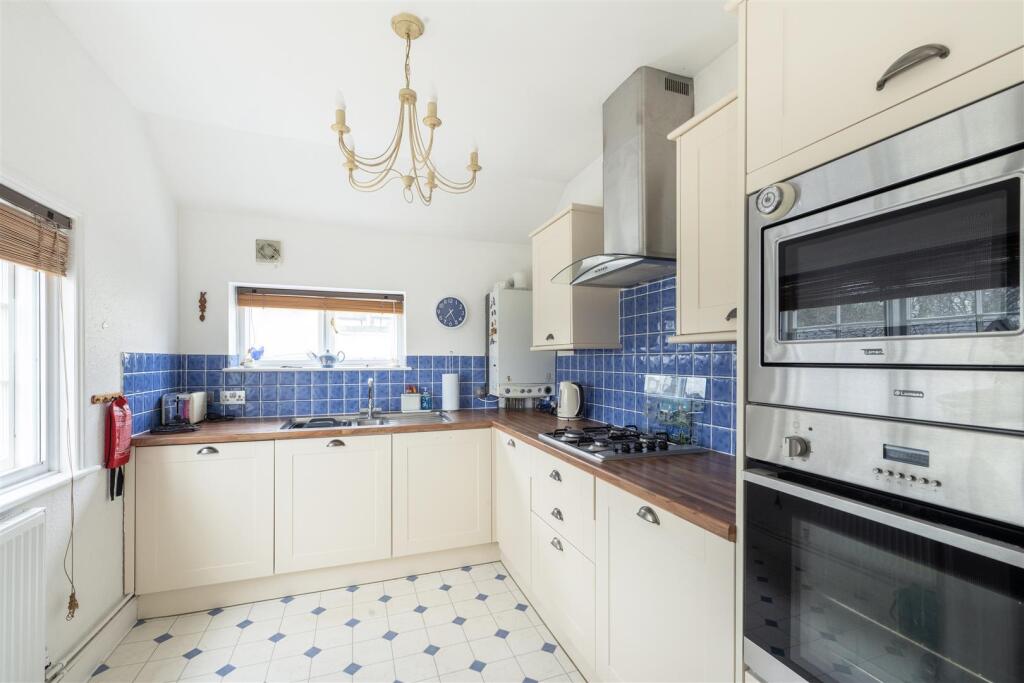 The Hill, Wheathampstead photo 4