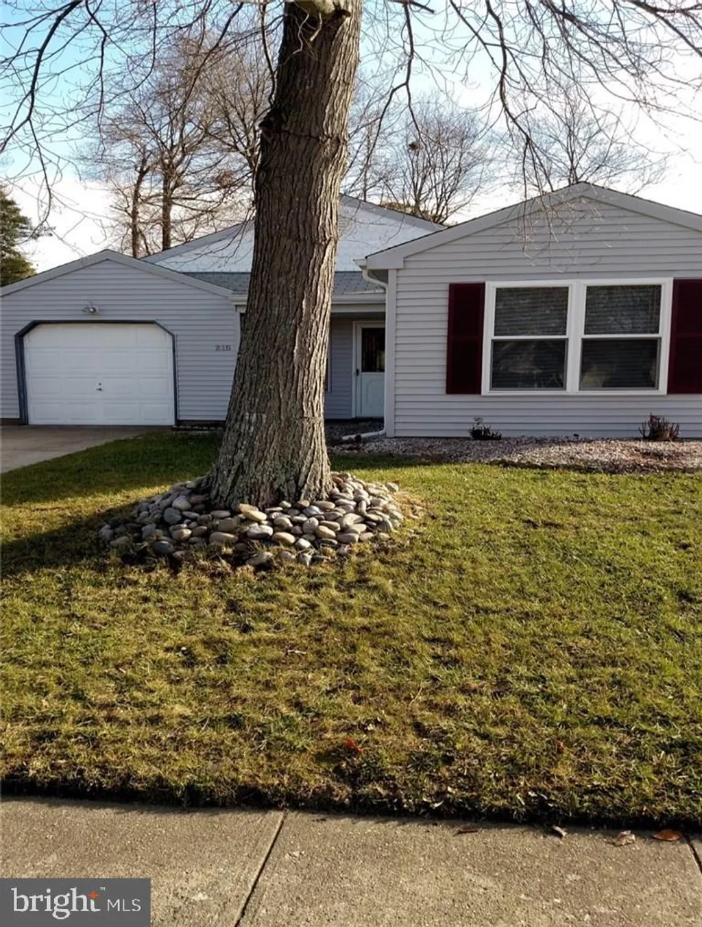 215 Lantern Place, Tuckerton, NJ 08087