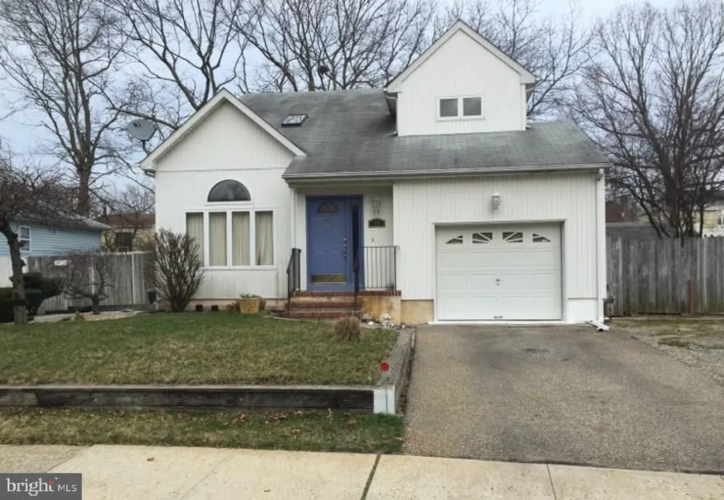 13 Shelli Terrace, Barnegat, NJ 08005