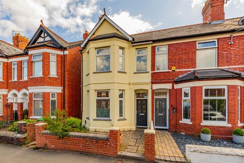 Ty-Mawr Road, Llandaff North CF14