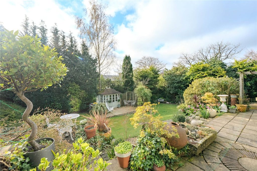 Additional image 20 of 3 bed flat for saleOaklea Hall Close, Adel, Leeds, West Yorkshire LS16