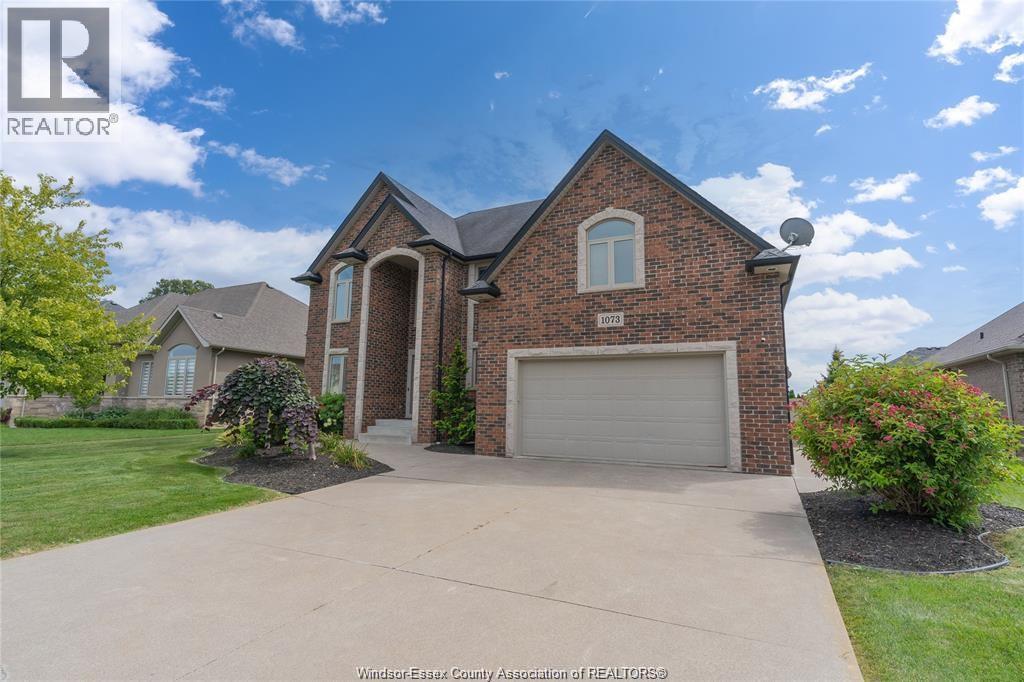 1073 Regency Crescent, Lakeshore, ON, N0R1A0 photo 2