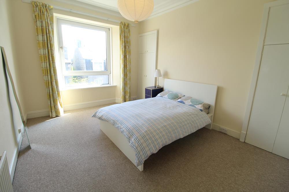 Roslin Street, Top Floor, AB24