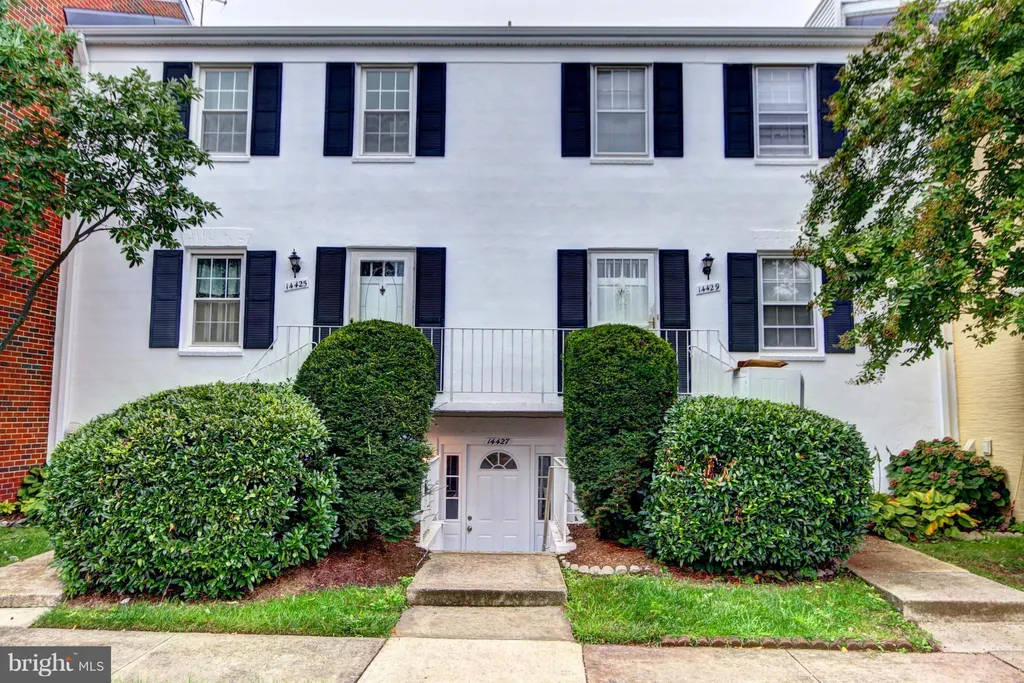 14427 Turin Lane, Centreville, VA 20121