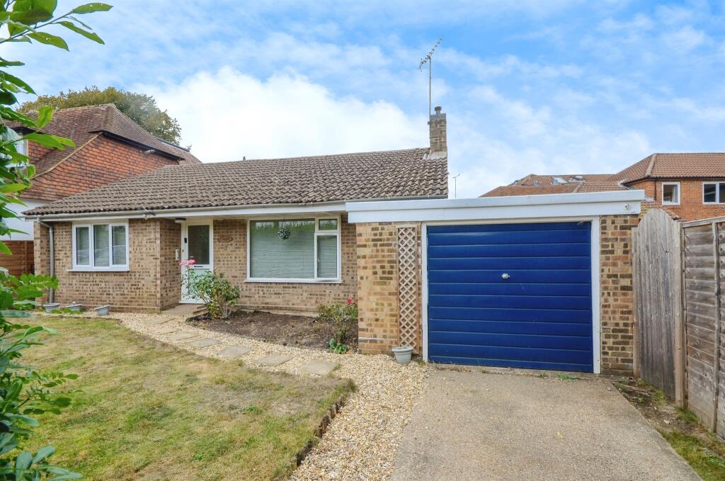 Roundwood Lane, HARPENDEN