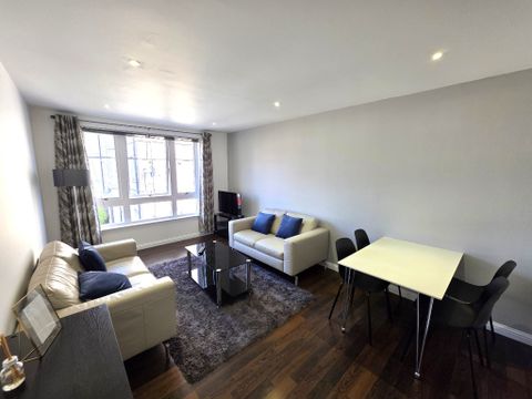 Charlotte Street, City Centre, Aberdeen AB25