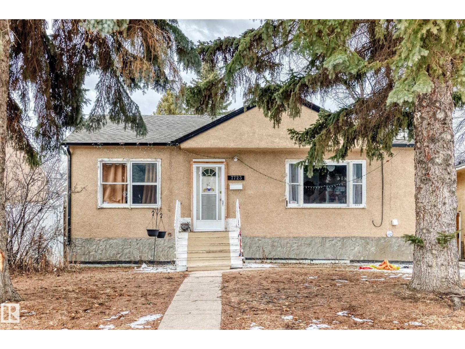 7723 82 Avenue NW, Edmonton, AB, T6C0X8
