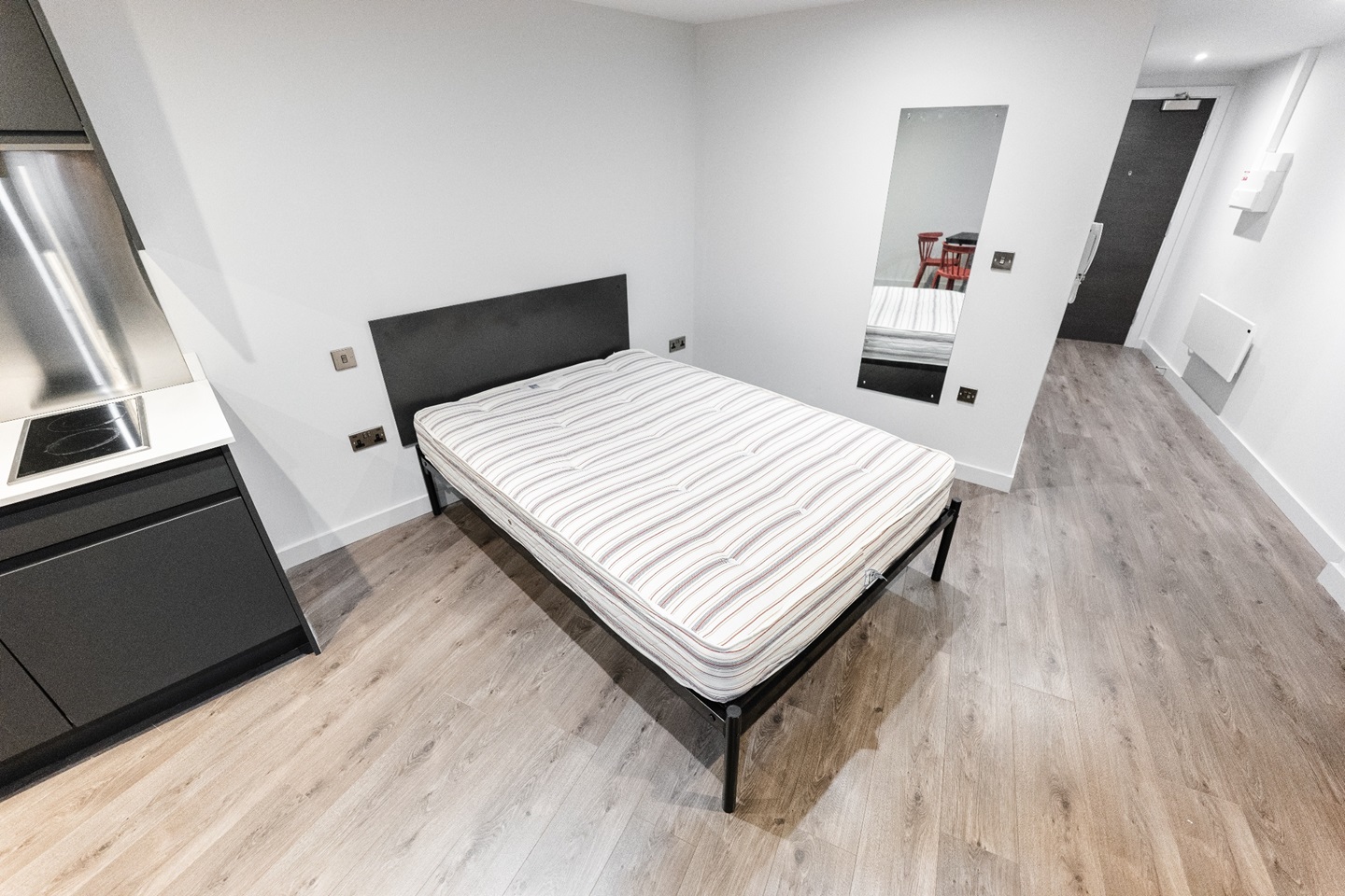 Additional image 6 of Studio Flat, Low Hill, L6, N1 7GU
