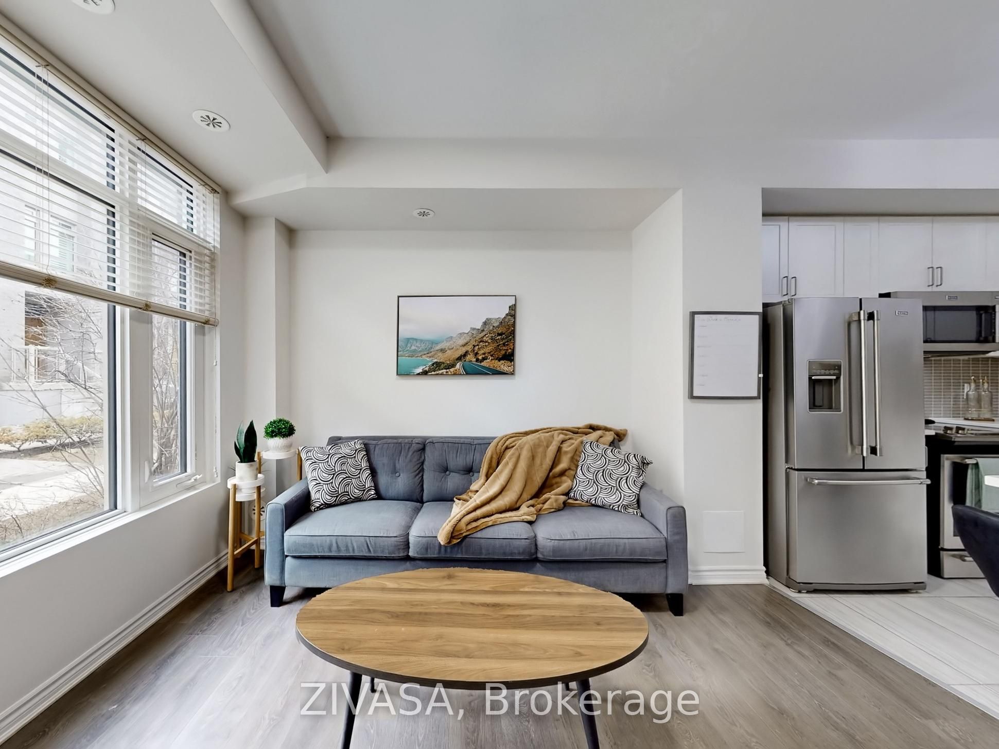 Additional image 4 of 92-15 Applewood Lane, Toronto, ON, M9C 2Z7