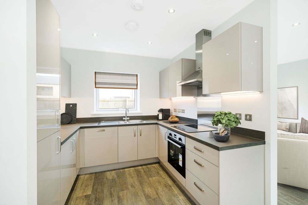 Additional image 5 of 2 bed flat for saleNewmarket Road, Cambridge CB5