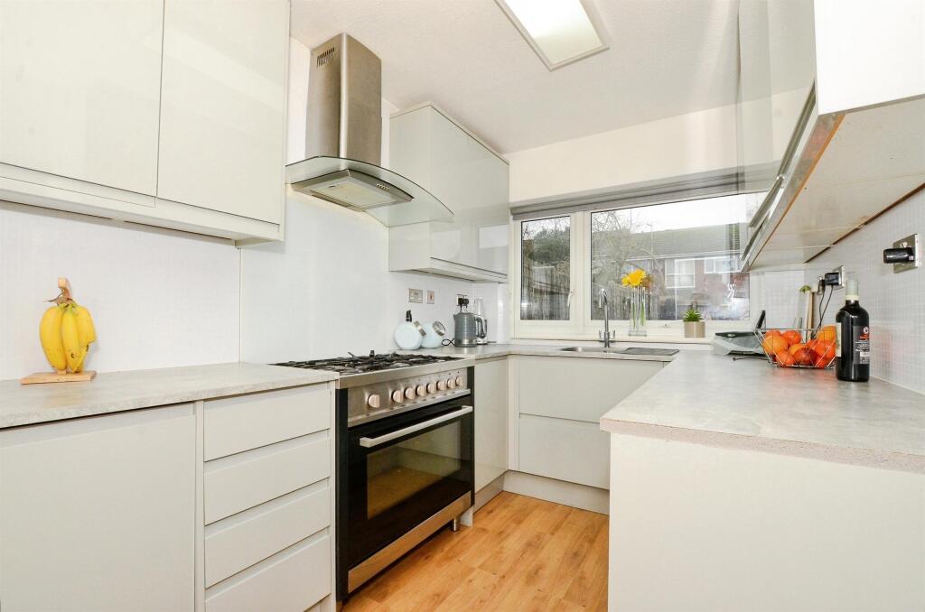 The Cleave, Harpenden photo 2