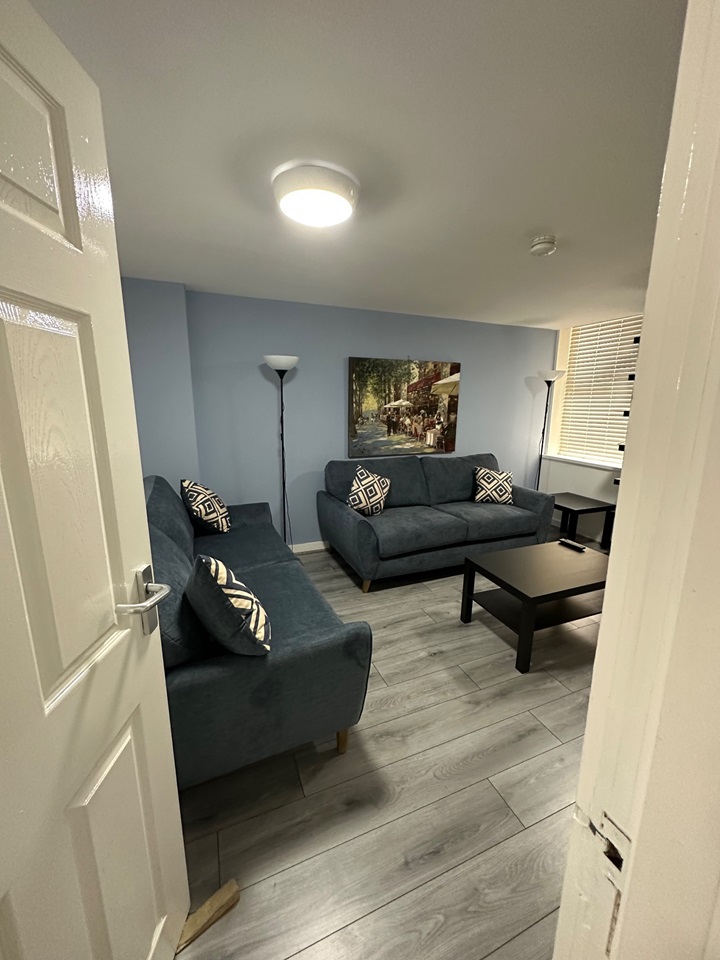 6 Bed Terraced House, Albany Road, L7, N1 7GU photo 2