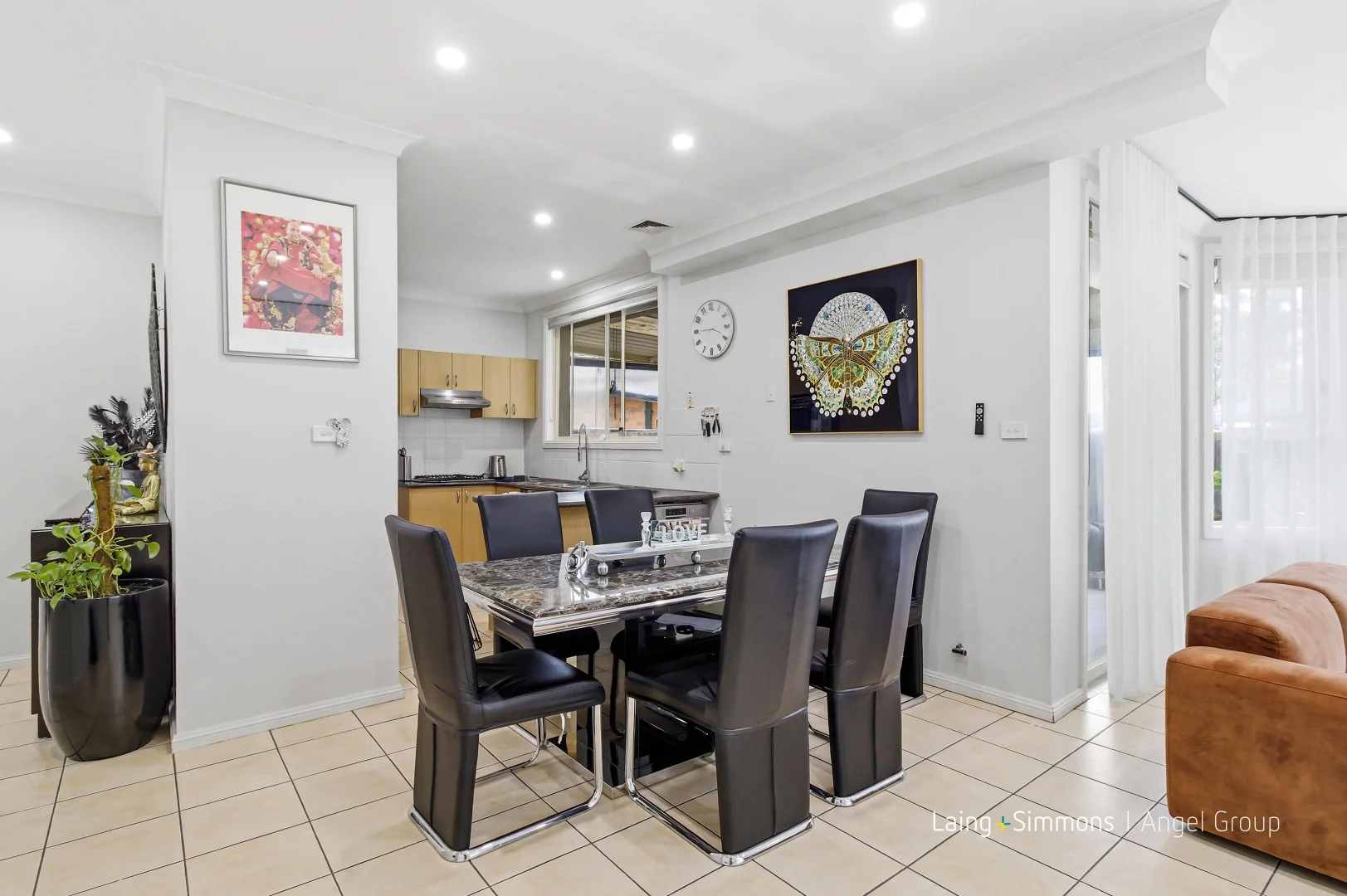 20 Larbert Place, Prestons NSW 2170 photo 4