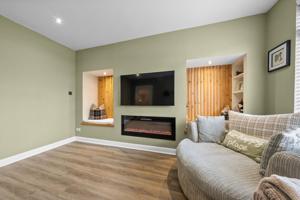 Additional image 7 of 3 bed terraced house for saleMclachlan Street, Stenhousemuir, Larbert FK5
