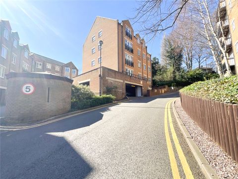 Caversham Place, Sutton Coldfield, West Midlands B73