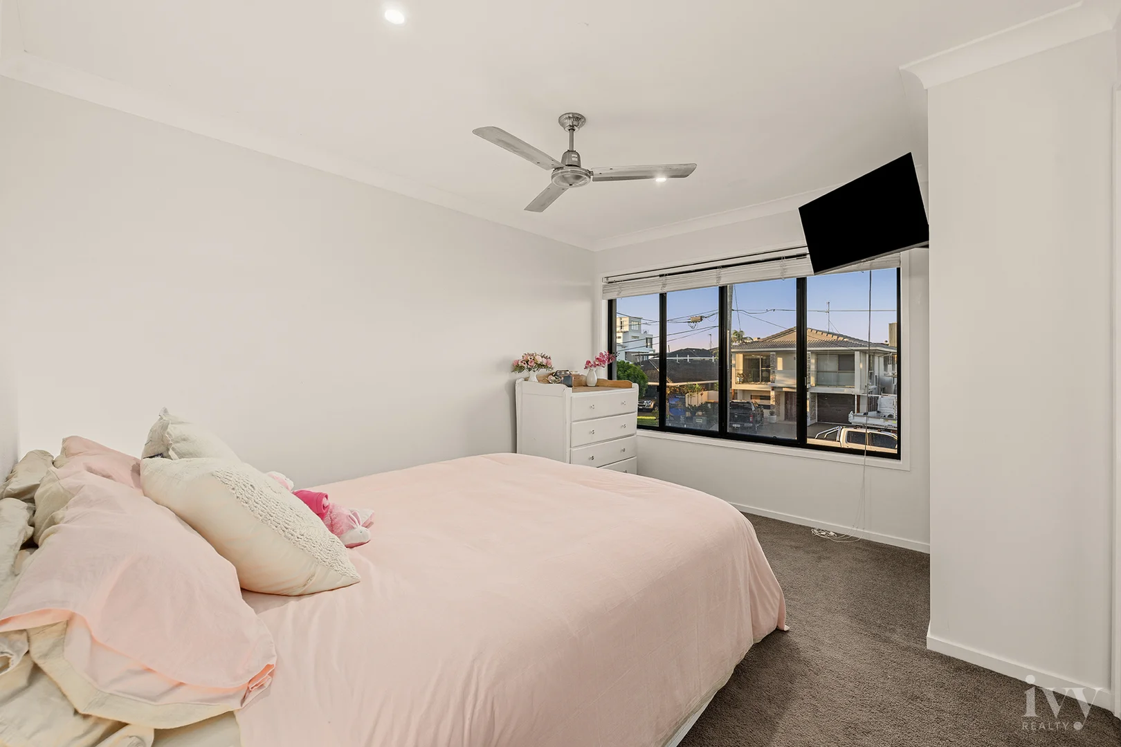 Additional image 21 of 26 Scoter Avenue, Paradise Point QLD 4216