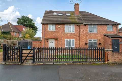 Foxhays Road, Reading RG2