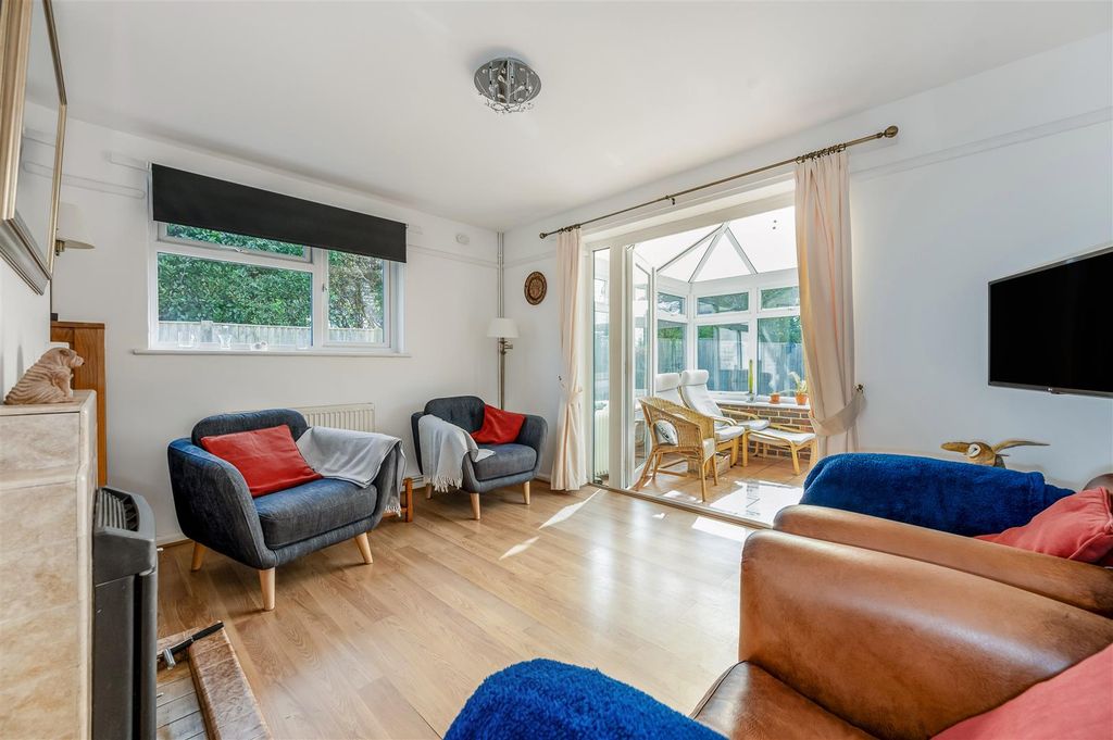 Additional image 7 of 2 bed detached bungalow for saleSpringfield Close, Birdham, Chichester PO20