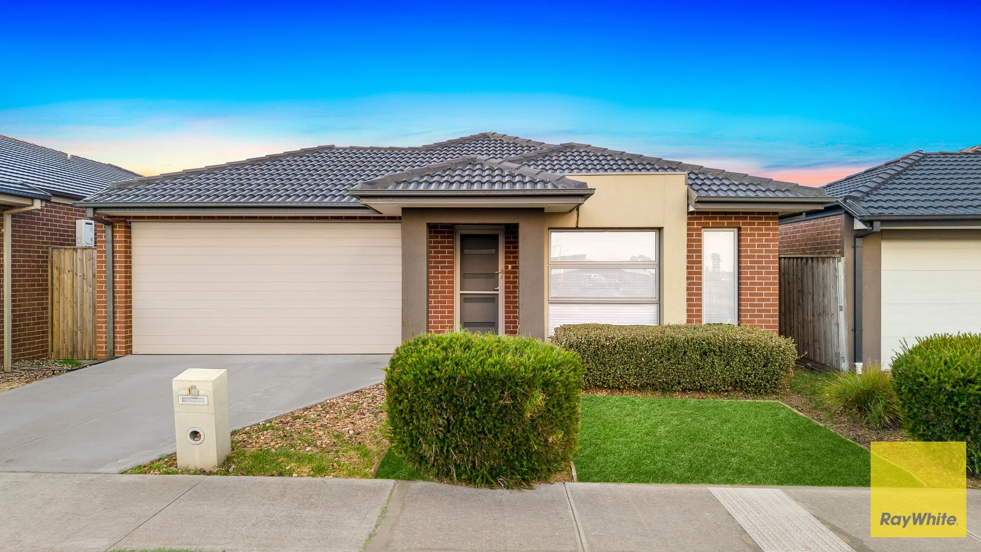 19 Melogold Crescent, Tarneit VIC 3029