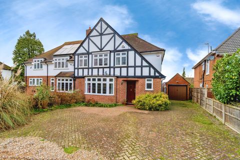 Bassett Avenue, Southampton, Hampshire SO16