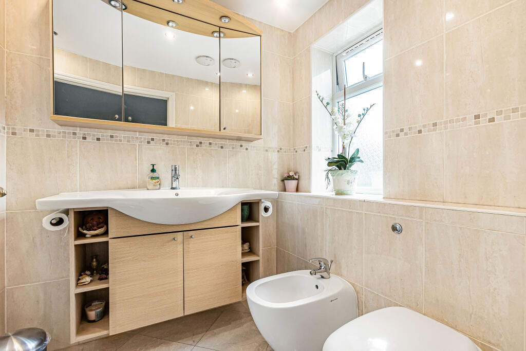 Additional image 8 of The Limberlost, Welwyn, AL6