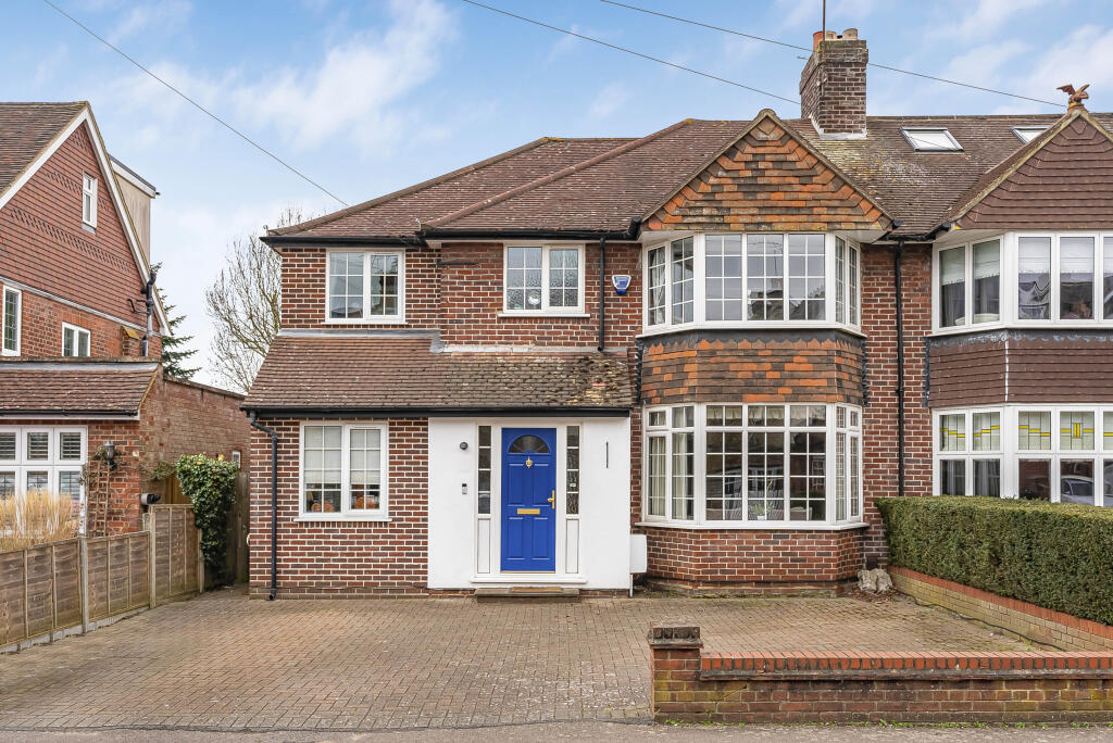 Endymion Road, Hatfield, AL10
